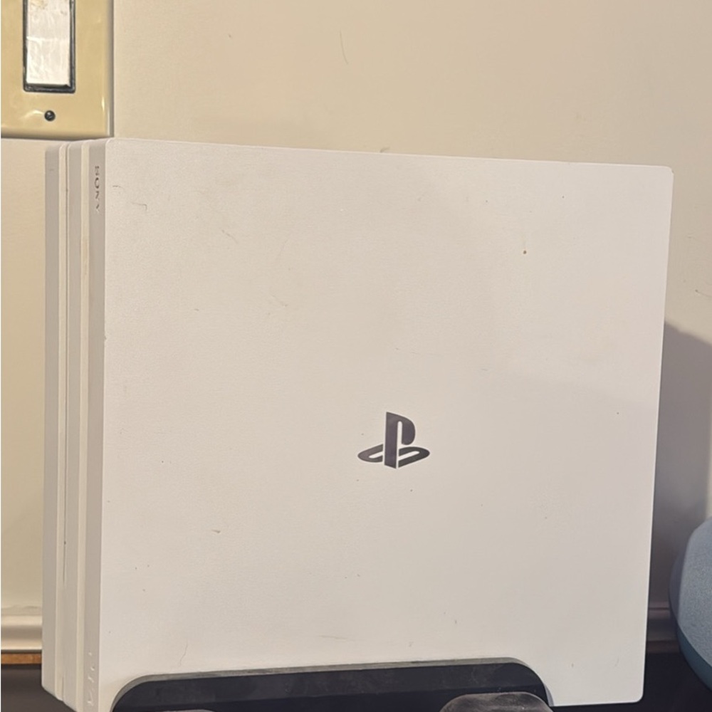 Sony PlayStation 4 Pro Console - White🤍